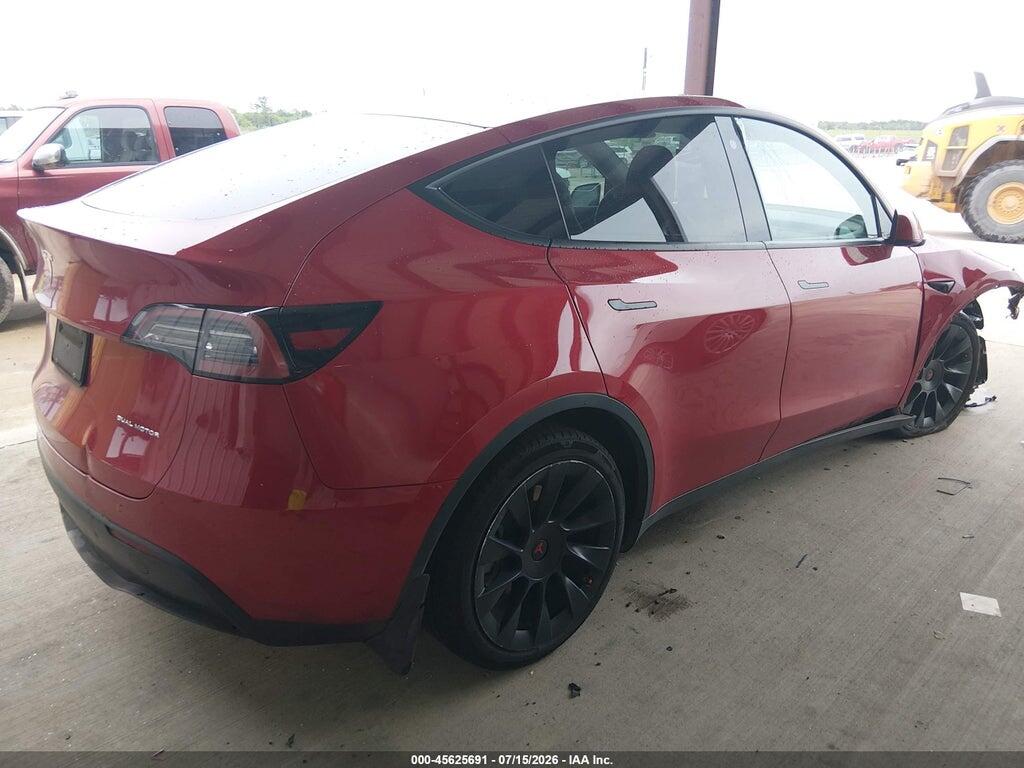 7SAYGDEE5NF335745 2022 TESLA MODEL Y photo no. 4