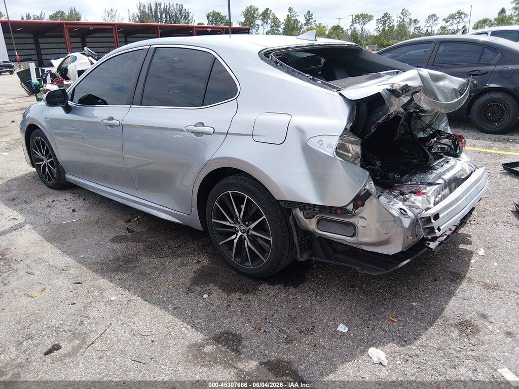 4T1G11AK6NU641747 2022 TOYOTA CAMRY photo no. 3