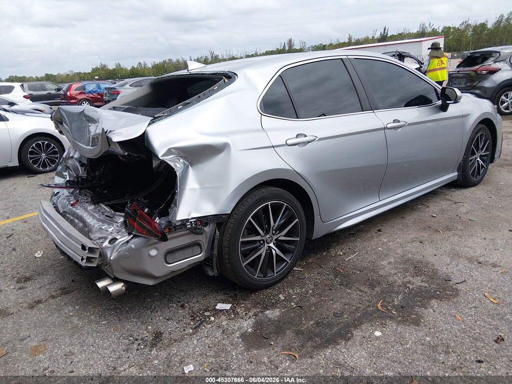 4T1G11AK6NU641747 2022 TOYOTA CAMRY photo no. 4