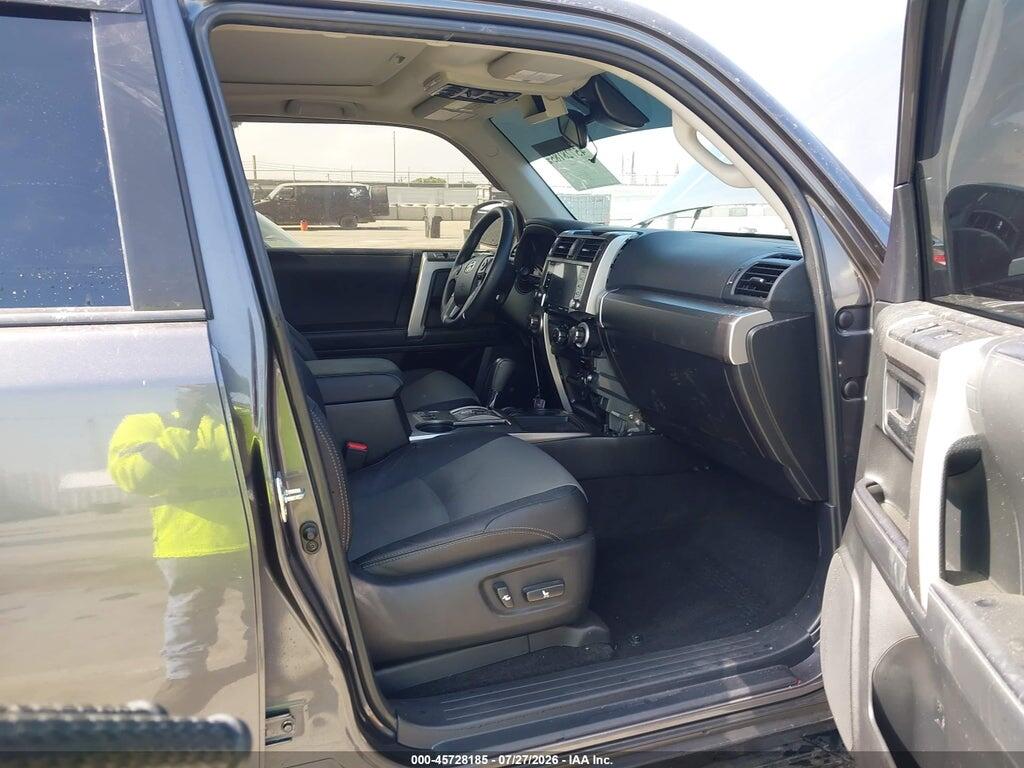 JTEFU5JR1N5264214 2022 TOYOTA 4RUNNER photo no. 5