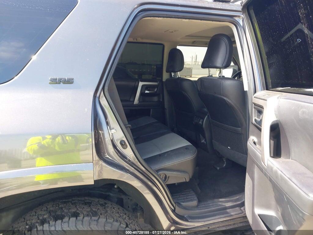 JTEFU5JR1N5264214 2022 TOYOTA 4RUNNER photo no. 8
