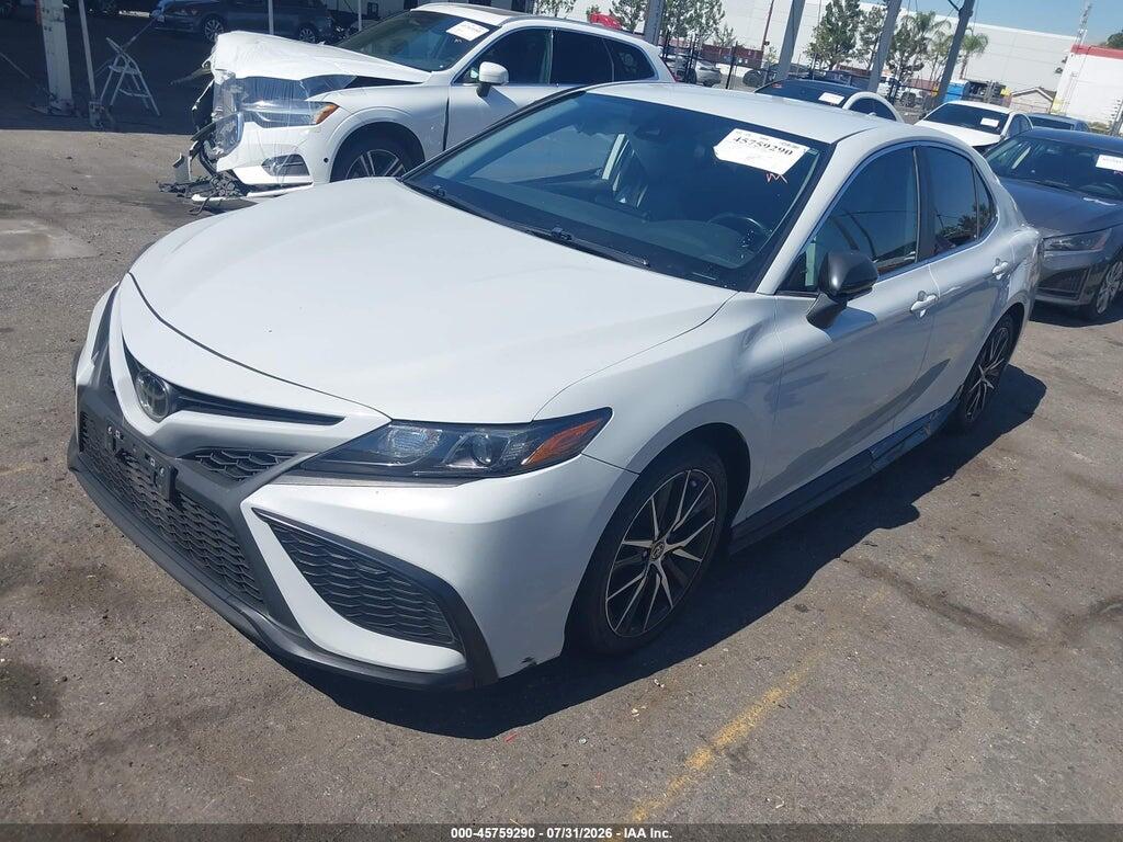 4T1G11AK2NU012583 2022 TOYOTA CAMRY photo no. 2