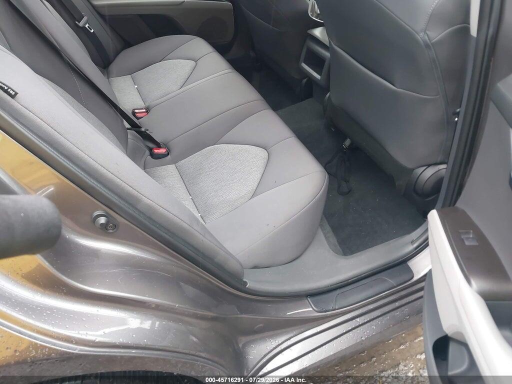 4T1R11BK4NU066460 2022 TOYOTA CAMRY photo no. 8