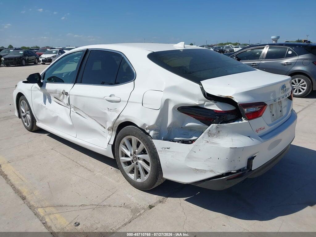 4T1C11AK5NU017890 2022 TOYOTA CAMRY photo no. 3