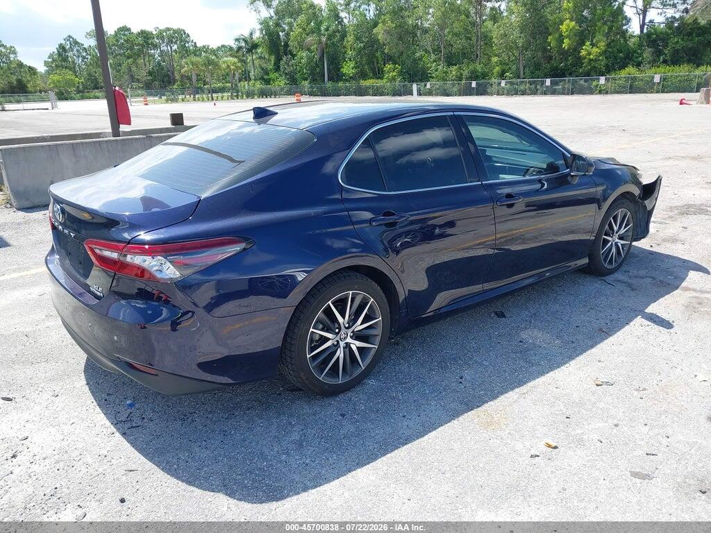 4T1F31AK1NU587523 2022 TOYOTA CAMRY photo no. 4