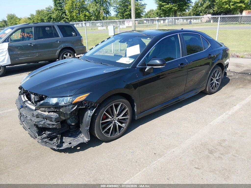 4T1T11AK2NU012727 2022 TOYOTA CAMRY photo no. 2