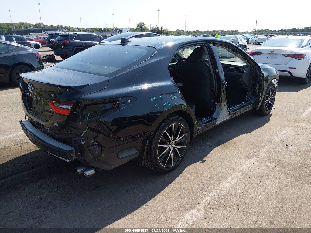 4T1T11AK2NU012727 2022 TOYOTA CAMRY photo no. 4