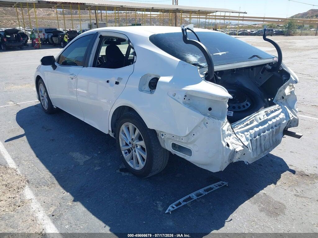 4T1C11AK2NU626001 2022 TOYOTA CAMRY photo no. 3