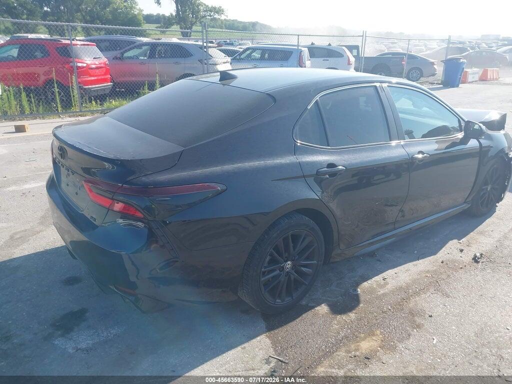 4T1G11AK5NU654005 2022 TOYOTA CAMRY photo no. 4