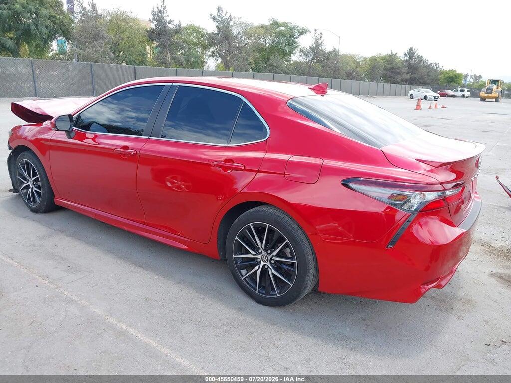 4T1G11AK2NU063761 2022 TOYOTA CAMRY photo no. 3