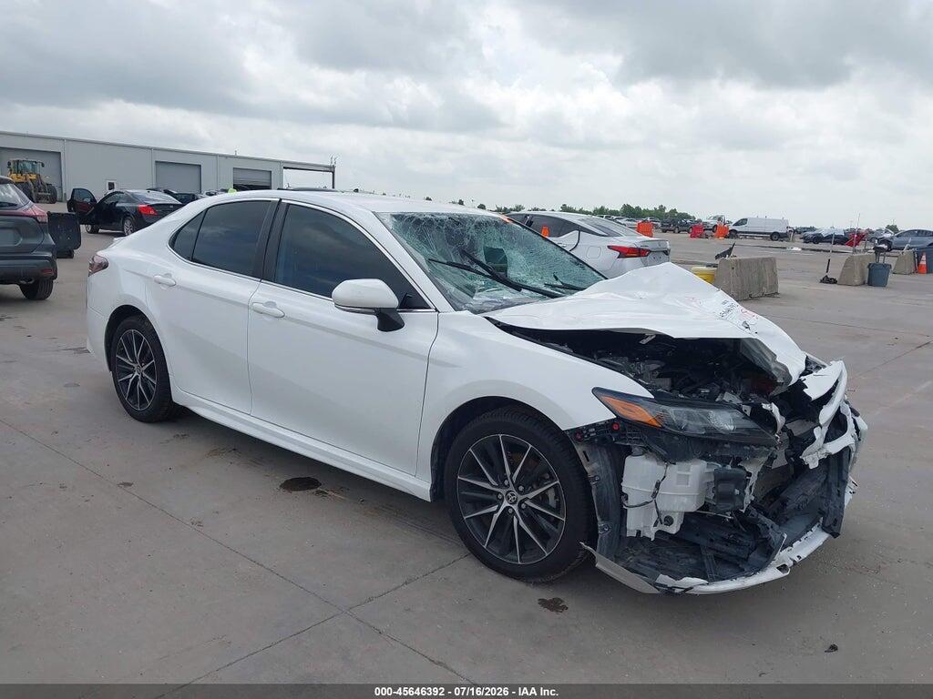 4T1G11AK2NU676768 2022 TOYOTA CAMRY photo no. 1