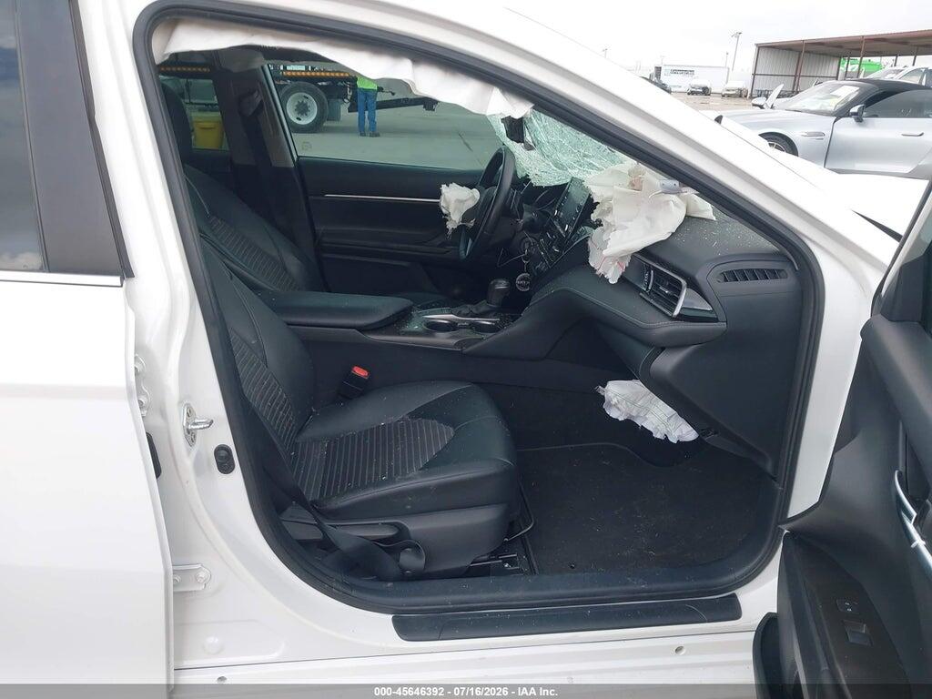 4T1G11AK2NU676768 2022 TOYOTA CAMRY photo no. 5