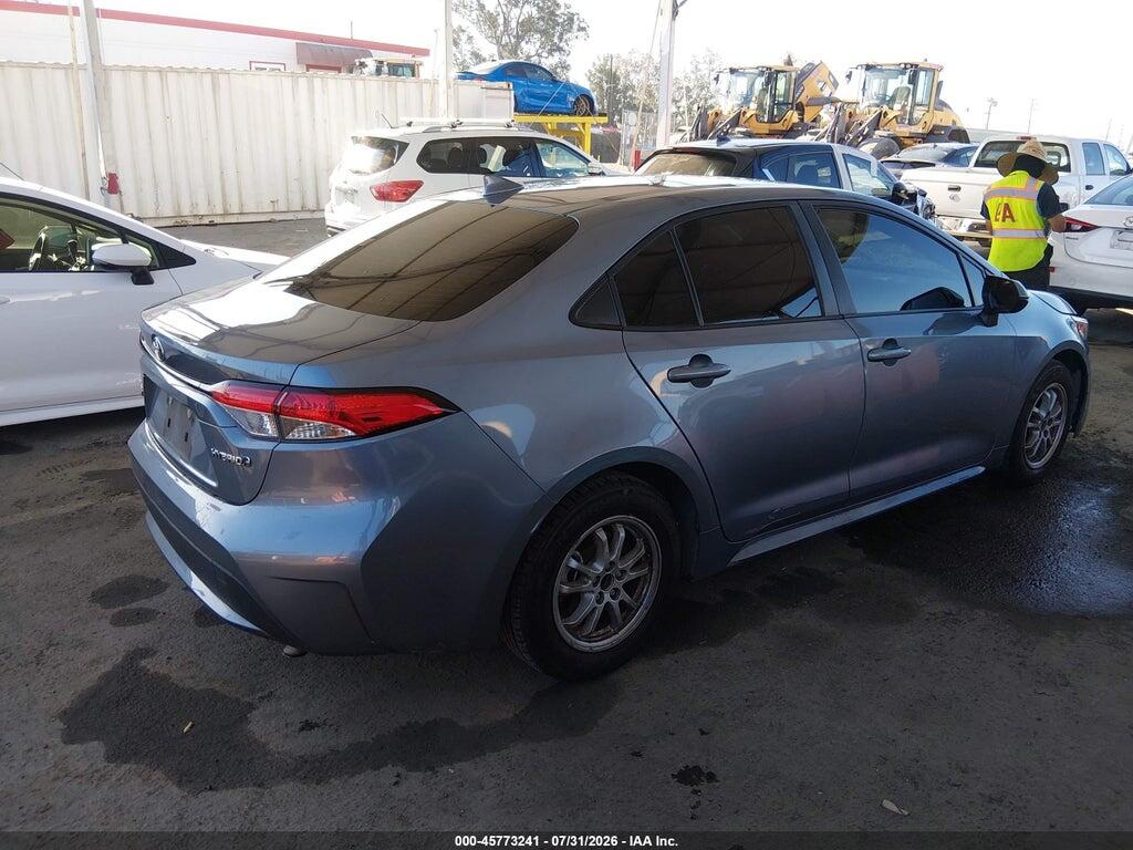 JTDEAMDEXNJ057064 2022 TOYOTA COROLLA photo no. 4