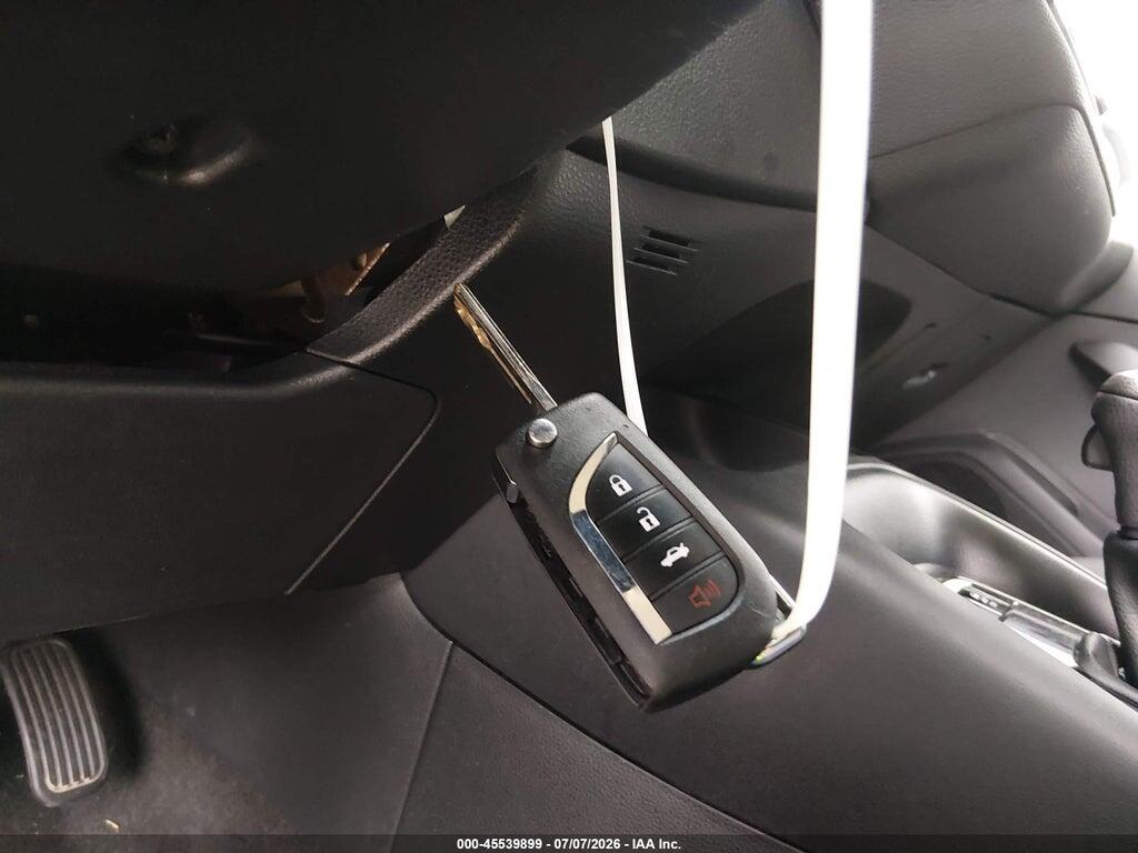 5YFEPMAE6NP287201 2022 TOYOTA COROLLA photo no. 11