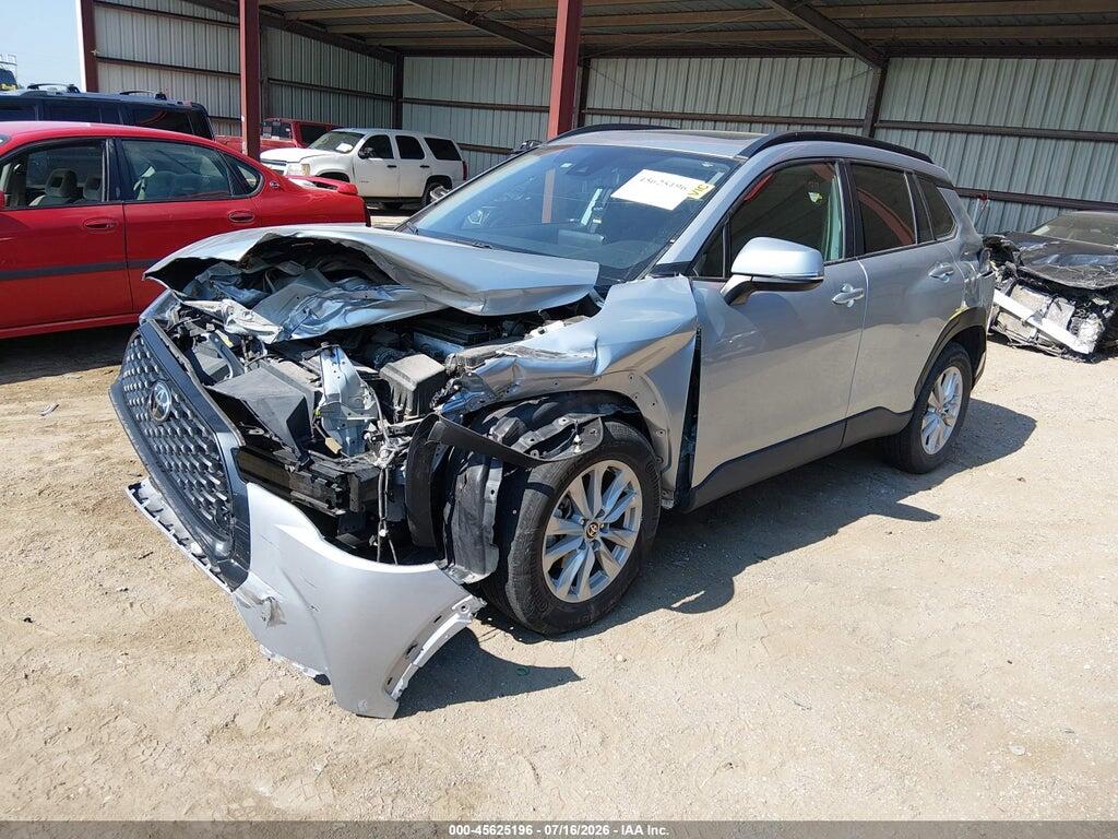 7MUBAABG2NV035204 2022 TOYOTA COROLLA CROSS photo no. 2