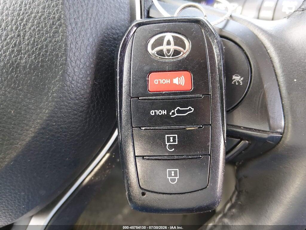 7MUDAAAG7NV002502 2022 TOYOTA COROLLA CROSS photo no. 11