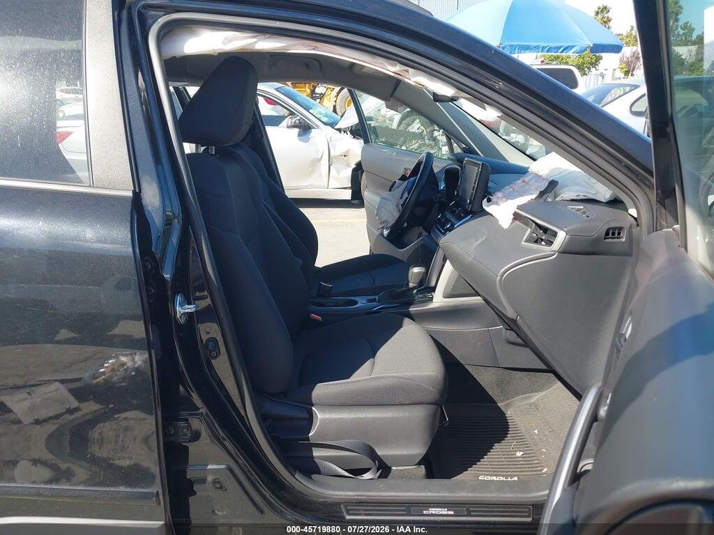 7MUCAAAG0NV018052 2022 TOYOTA COROLLA CROSS photo no. 5