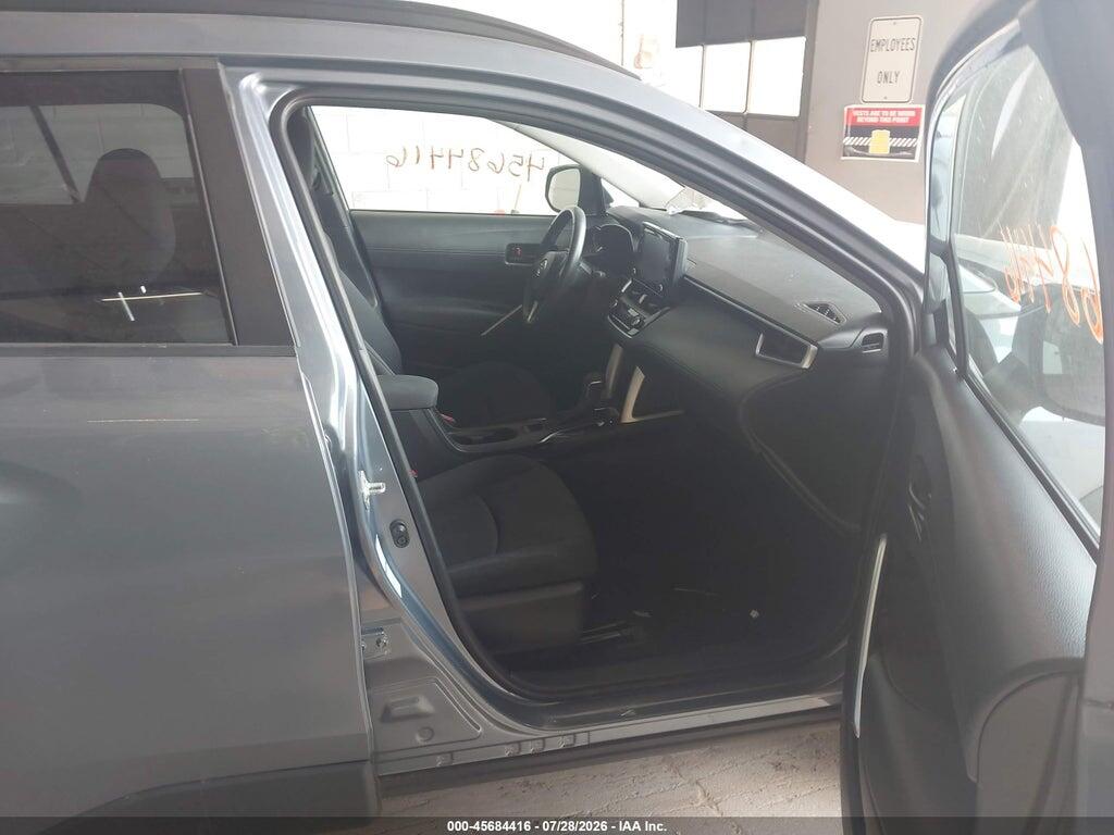 7MUCAABG0NV013979 2022 TOYOTA COROLLA CROSS photo no. 5