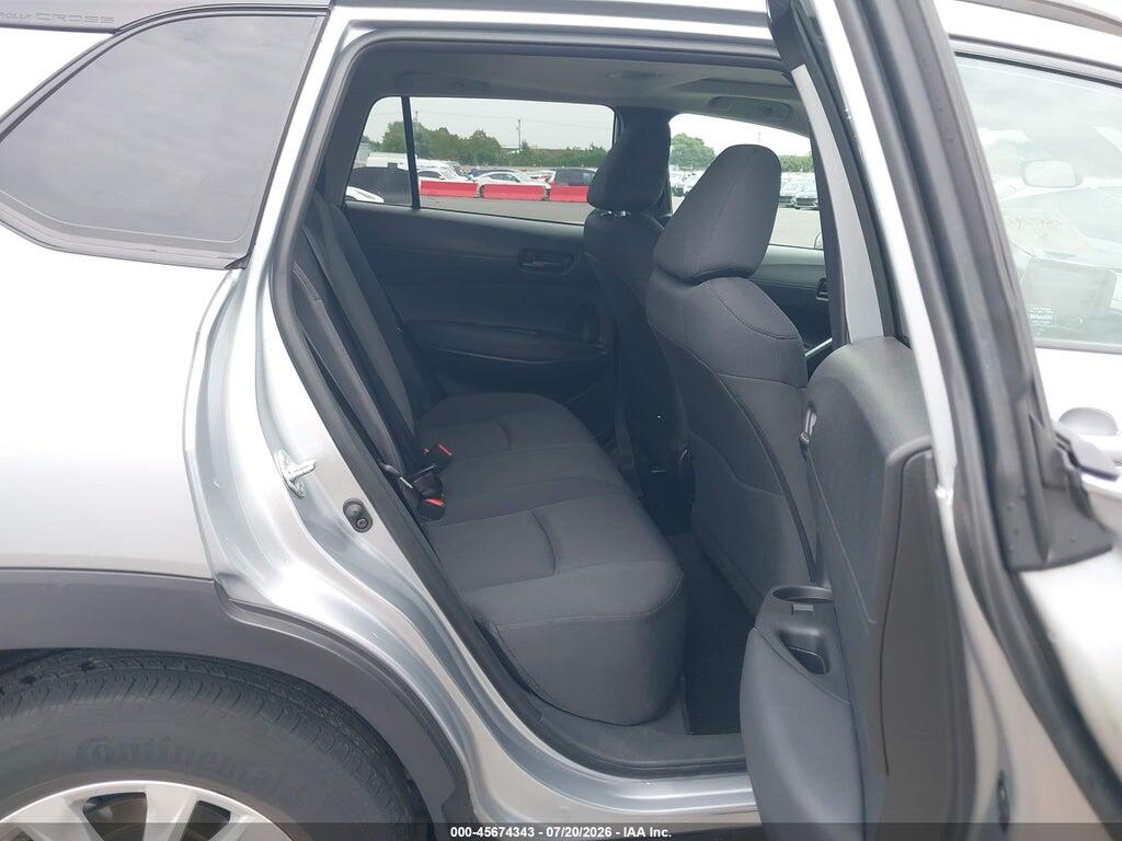 7MUBAABG7NV011660 2022 TOYOTA COROLLA CROSS photo no. 8