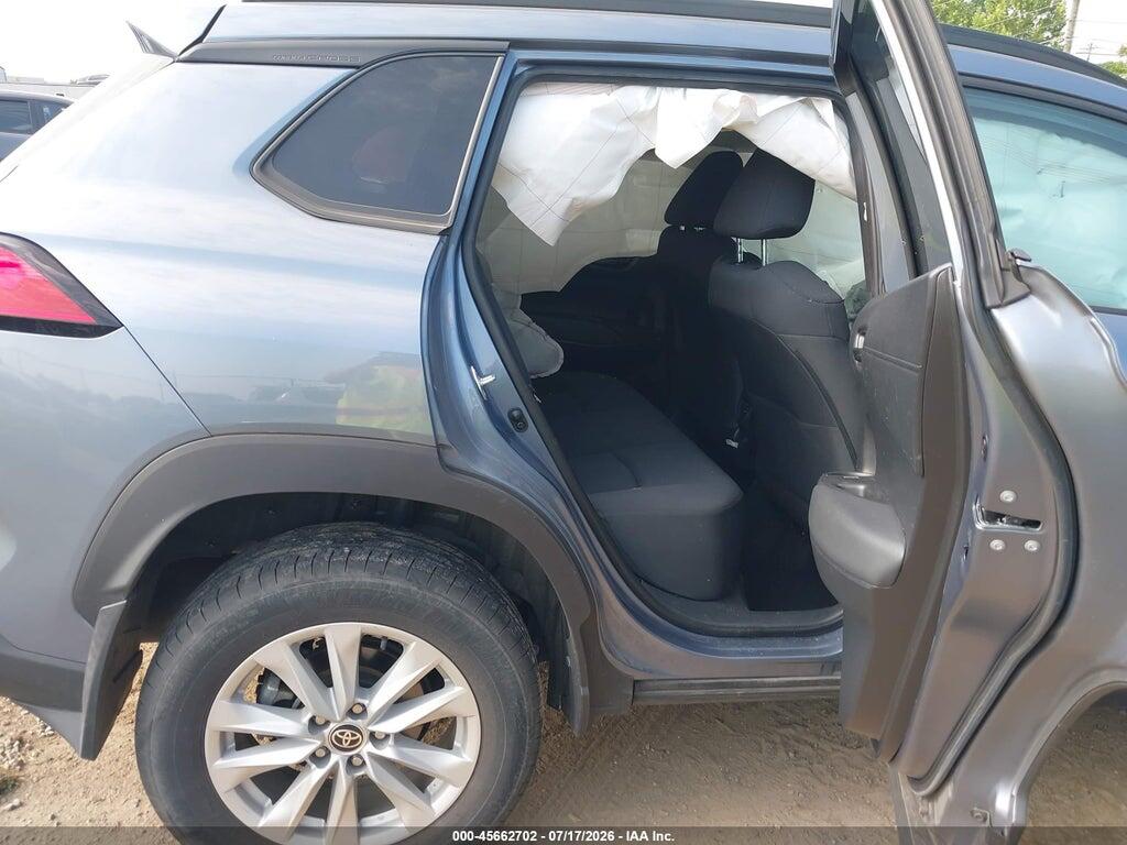 7MUBAAAG0NV012327 2022 TOYOTA COROLLA CROSS photo no. 8