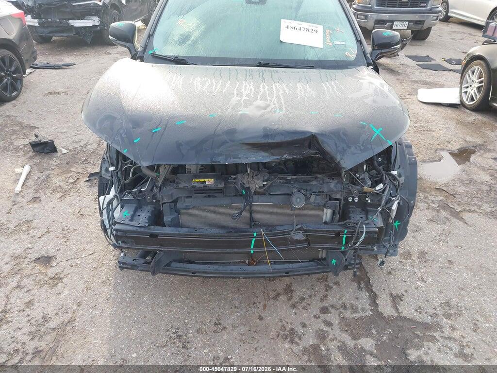 7MUDAAAG8NV020278 2022 TOYOTA COROLLA CROSS photo no. 6