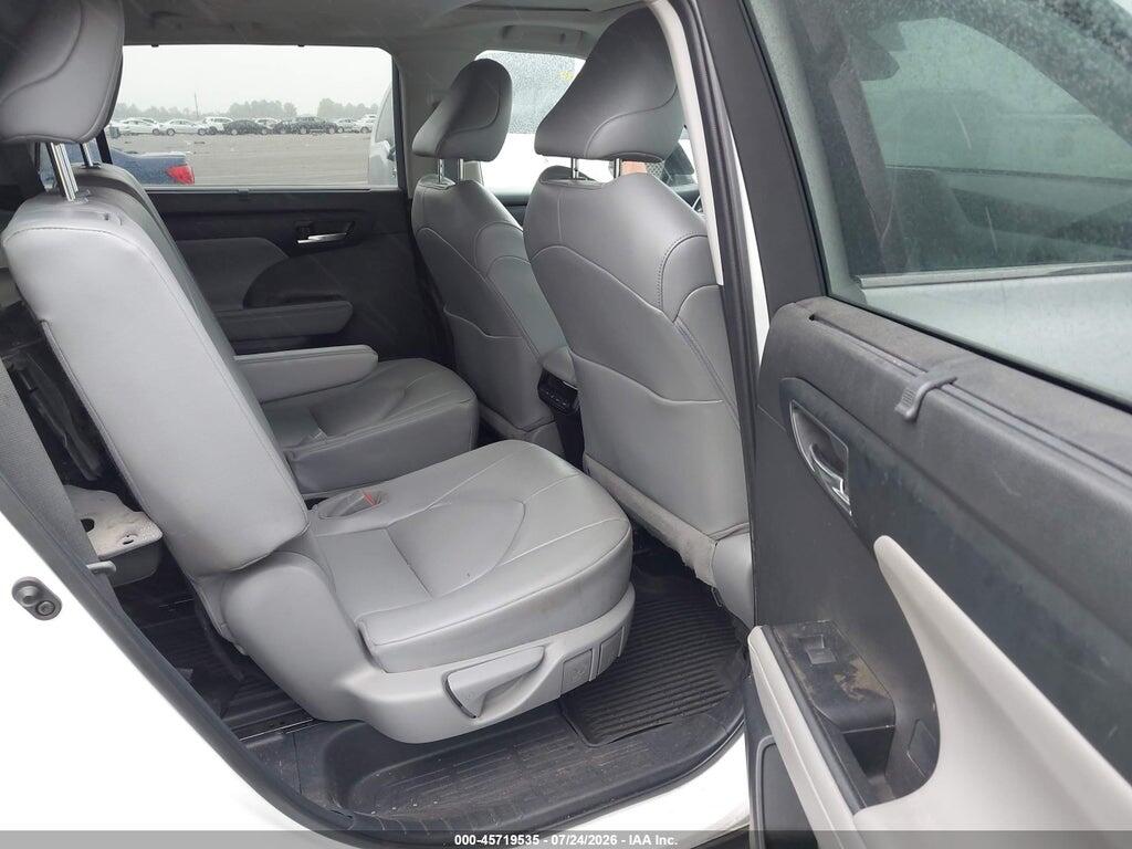 5TDGZRAH6NS119074 2022 TOYOTA HIGHLANDER photo no. 8