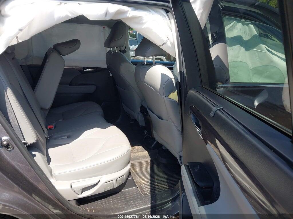 5TDYZRAH1NS100291 2022 TOYOTA HIGHLANDER photo no. 8