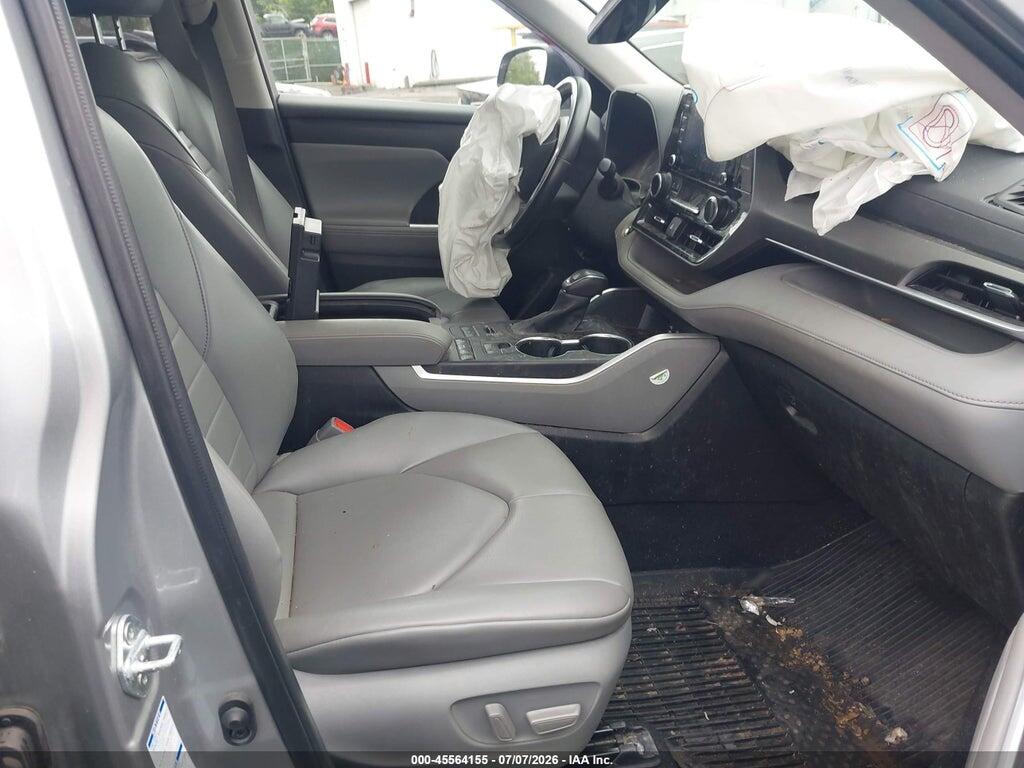 5TDHZRBH1NS569119 2022 TOYOTA HIGHLANDER photo no. 5
