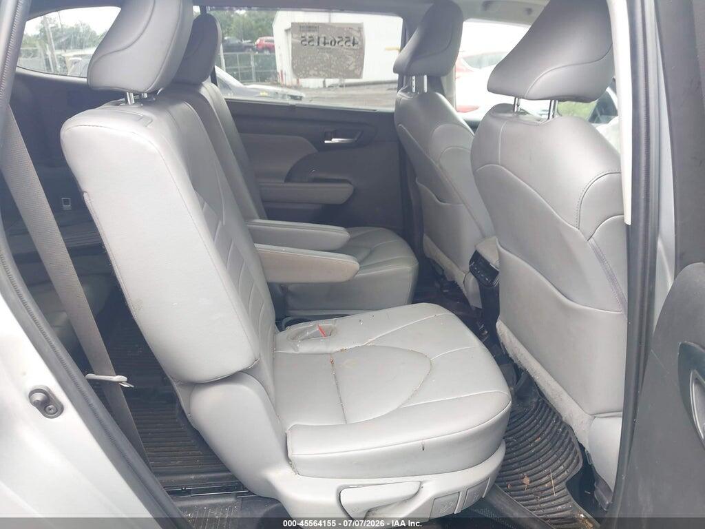 5TDHZRBH1NS569119 2022 TOYOTA HIGHLANDER photo no. 8