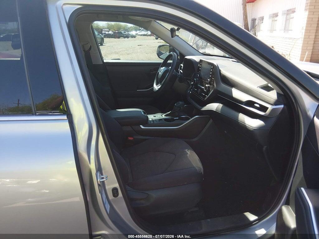 5TDBBRCH7NS560580 2022 TOYOTA HIGHLANDER photo no. 5