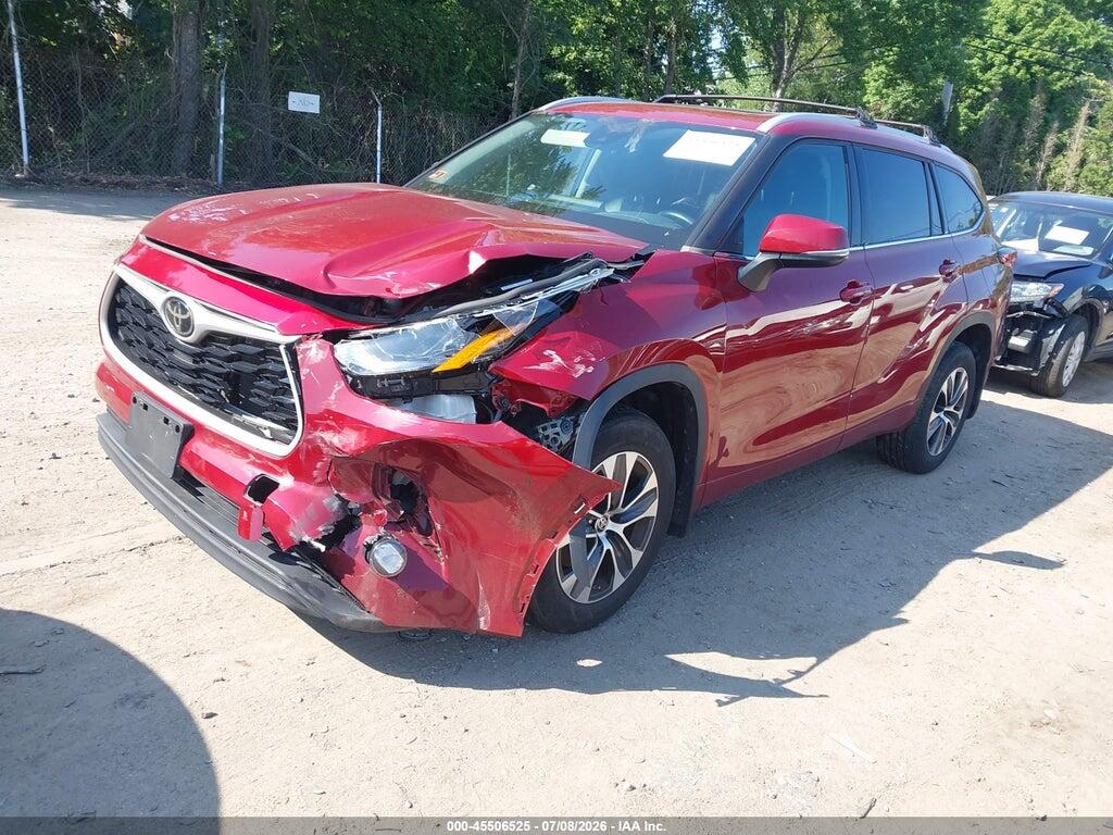 5TDGZRBH8NS242566 2022 TOYOTA HIGHLANDER photo no. 2