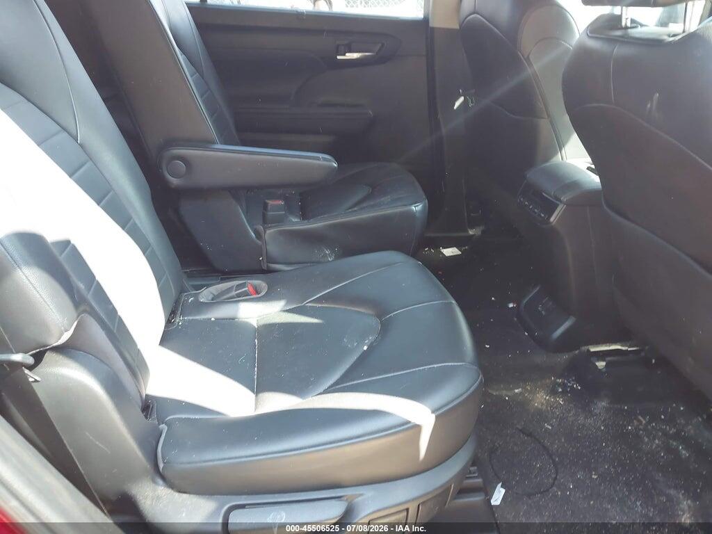 5TDGZRBH8NS242566 2022 TOYOTA HIGHLANDER photo no. 8