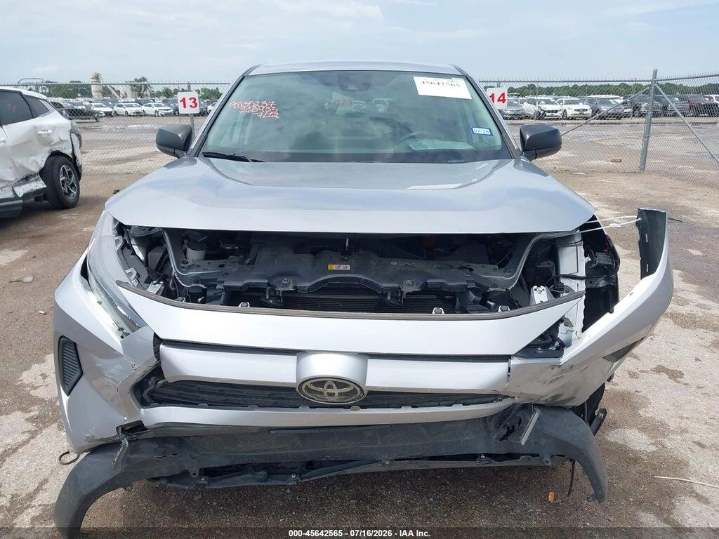 2T3F1RFV5NC265435 2022 TOYOTA RAV4 photo no. 11