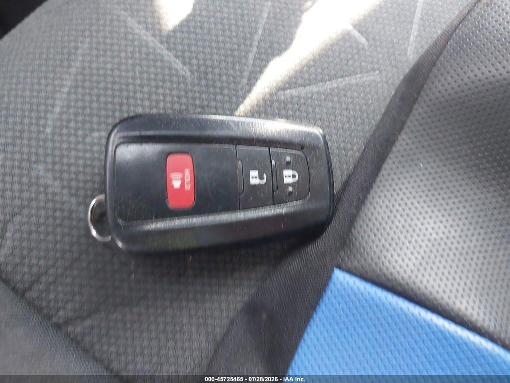 2T3RWRFV2NW130409 2022 TOYOTA RAV4 HYBRID photo no. 11