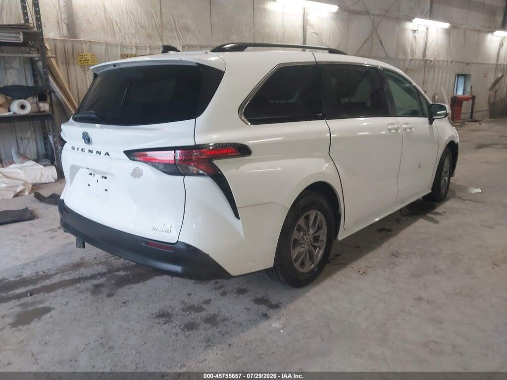 5TDKRKEC5NS103223 2022 TOYOTA SIENNA photo no. 4