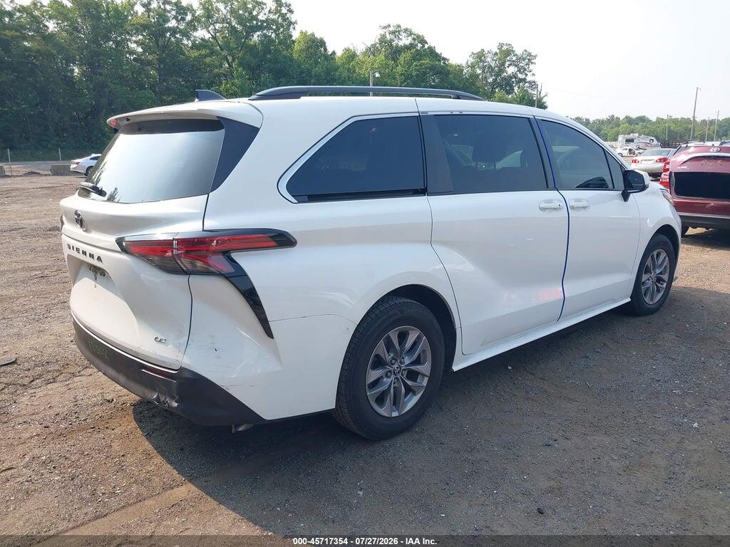 5TDKRKEC1NS094648 2022 TOYOTA SIENNA photo no. 4