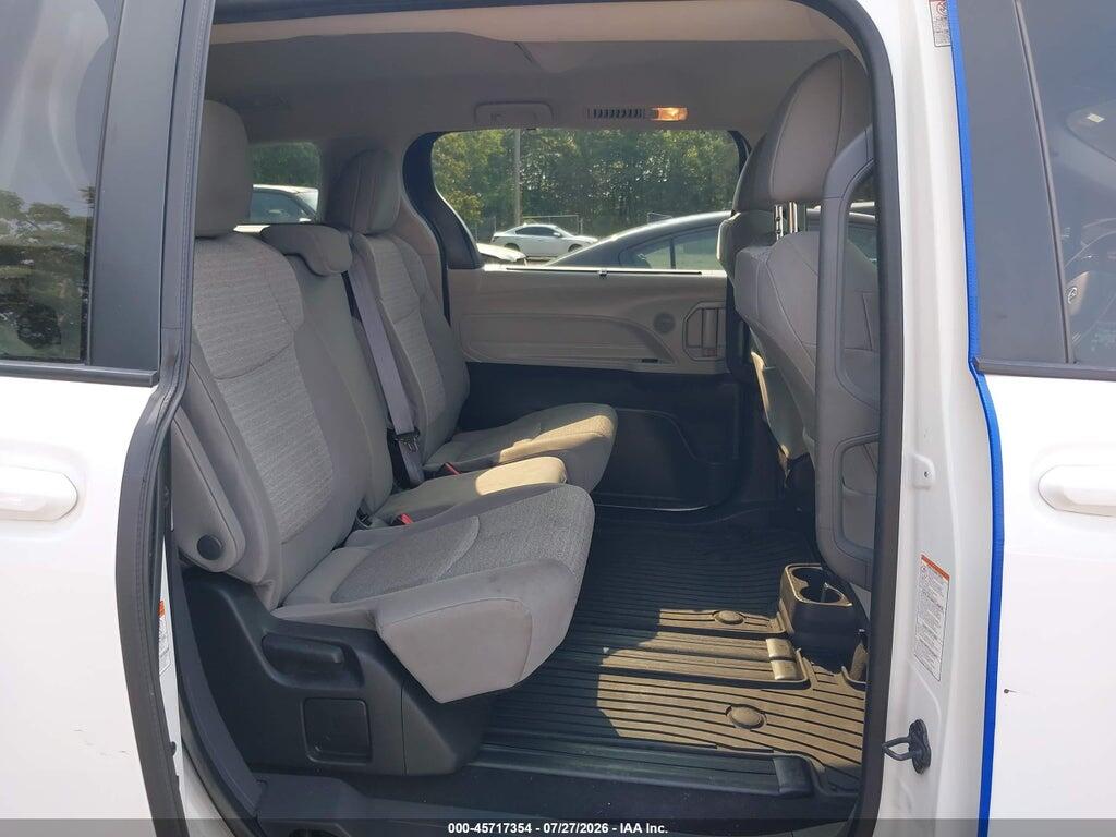 5TDKRKEC1NS094648 2022 TOYOTA SIENNA photo no. 8