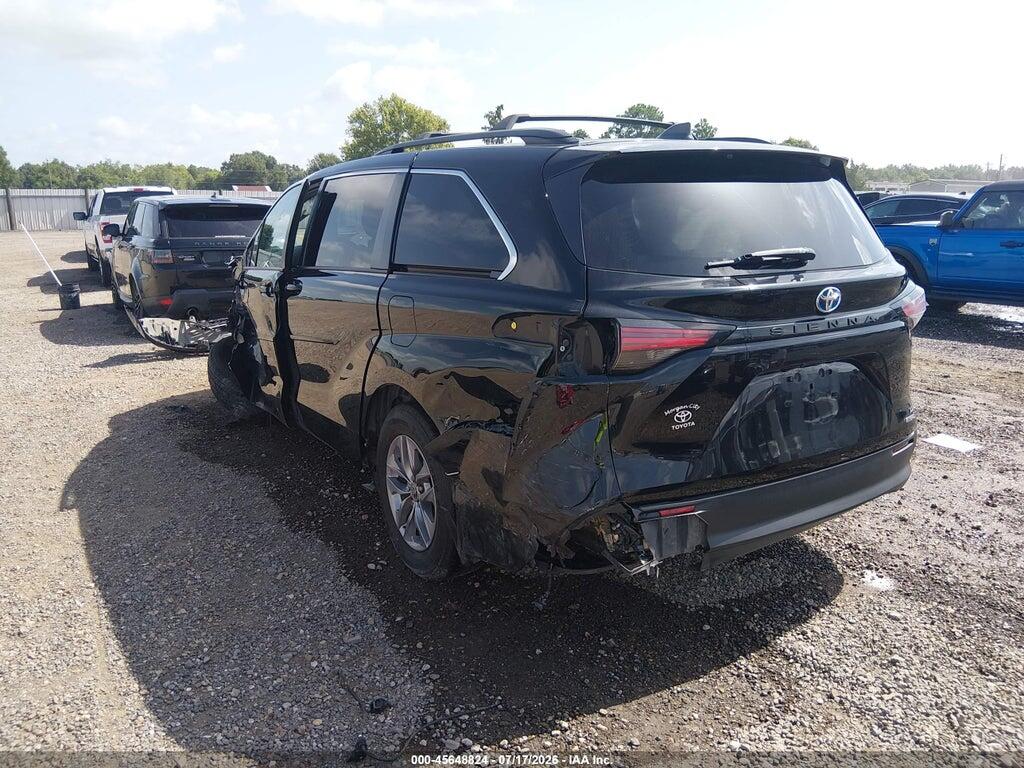 5TDKRKEC2NS107116 2022 TOYOTA SIENNA photo no. 3