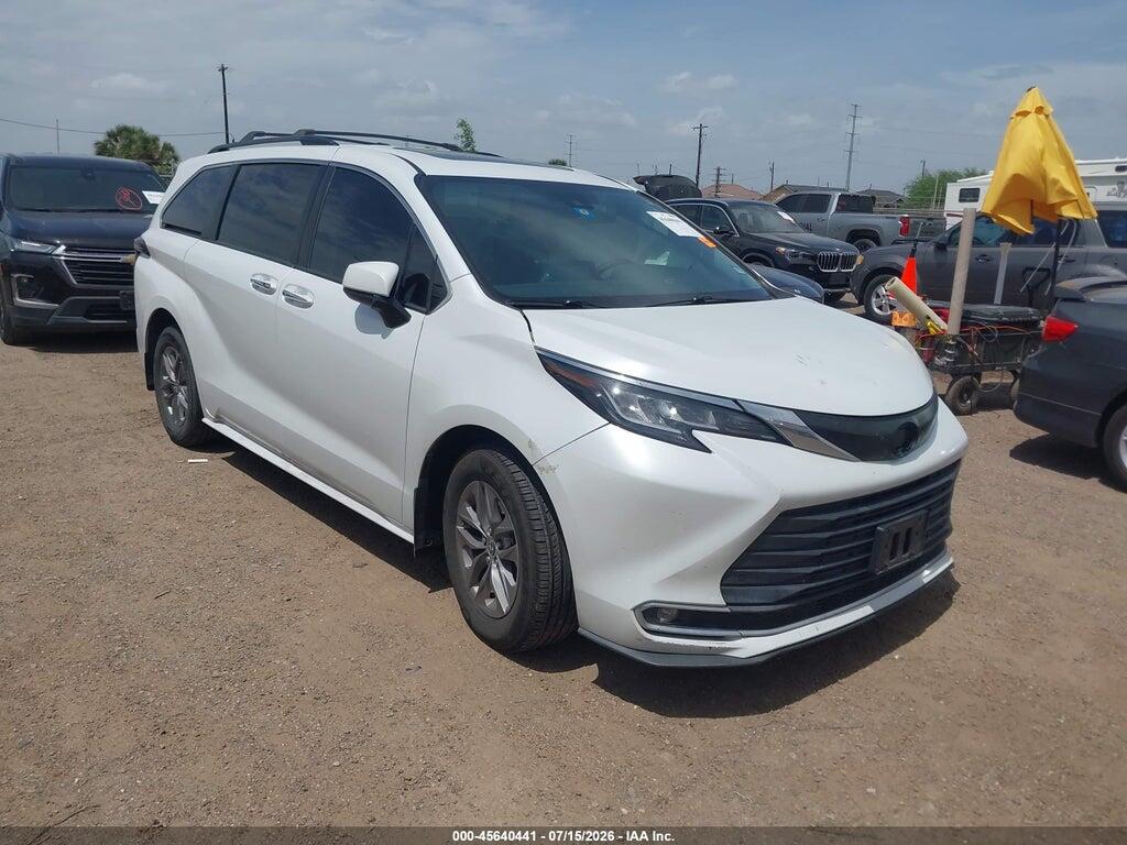 5TDYRKEC8NS090994 2022 TOYOTA SIENNA photo no. 1