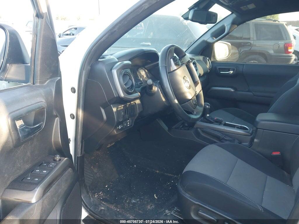 3TYCZ5AN4NT093916 2022 TOYOTA TACOMA photo no. 5