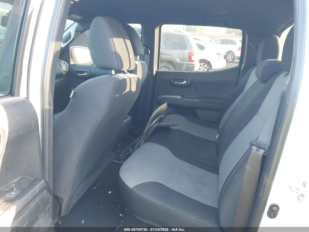 3TYCZ5AN4NT093916 2022 TOYOTA TACOMA photo no. 8