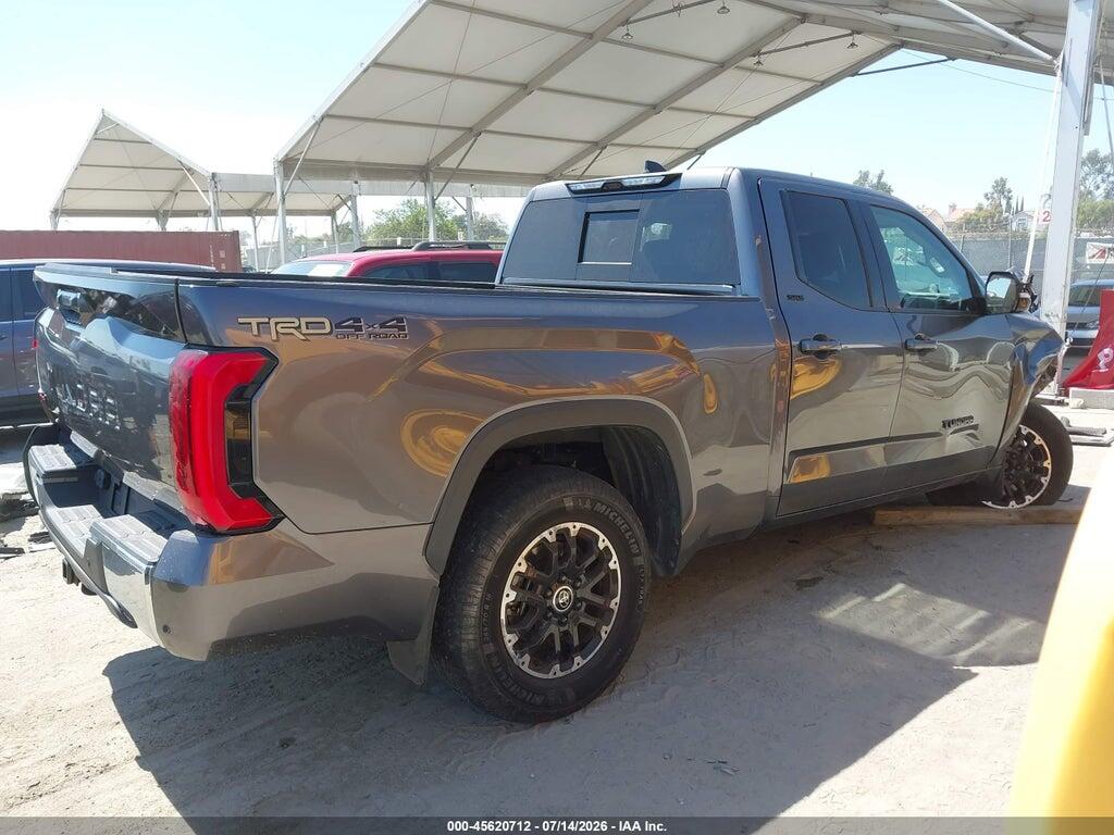 2022 TOYOTA TUNDRA SR5 — Фото 13 из 16