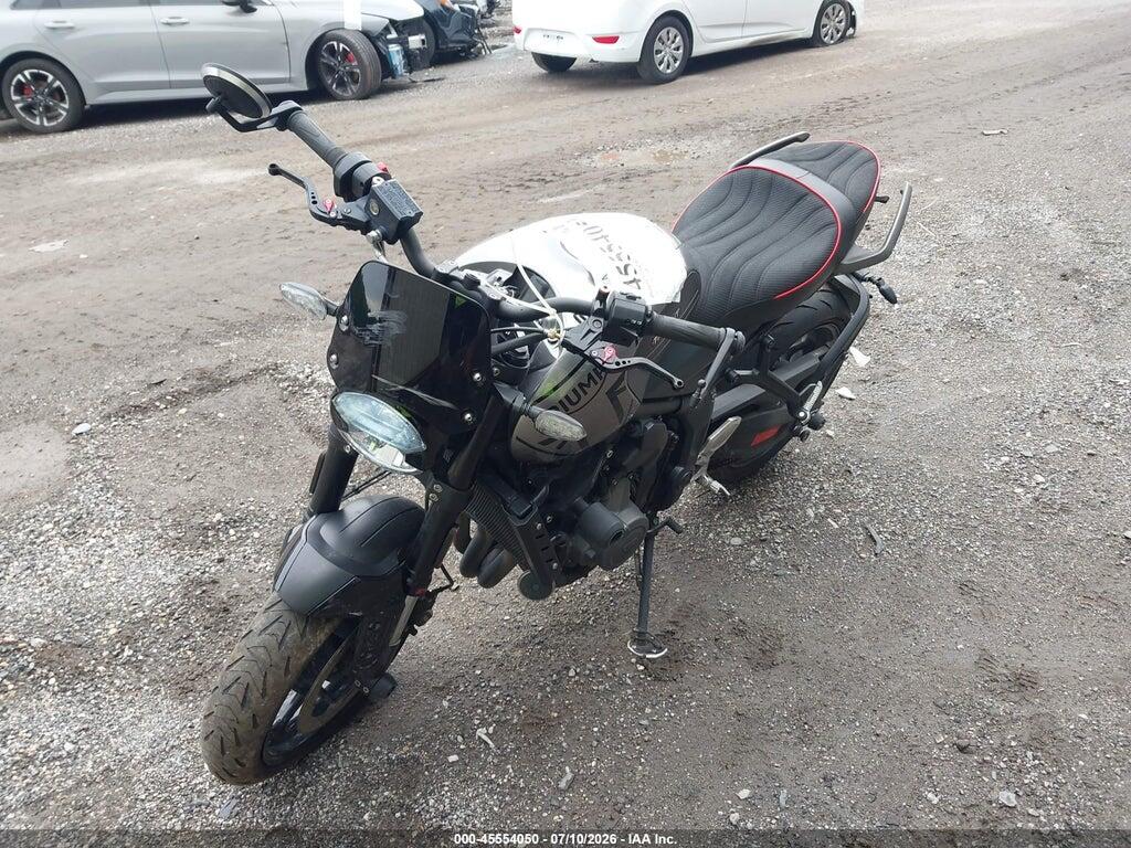 SMTL10UL6NTAF7484 2022 TRIUMPH MOTORCYCLE TRIDENT 660 photo no. 2