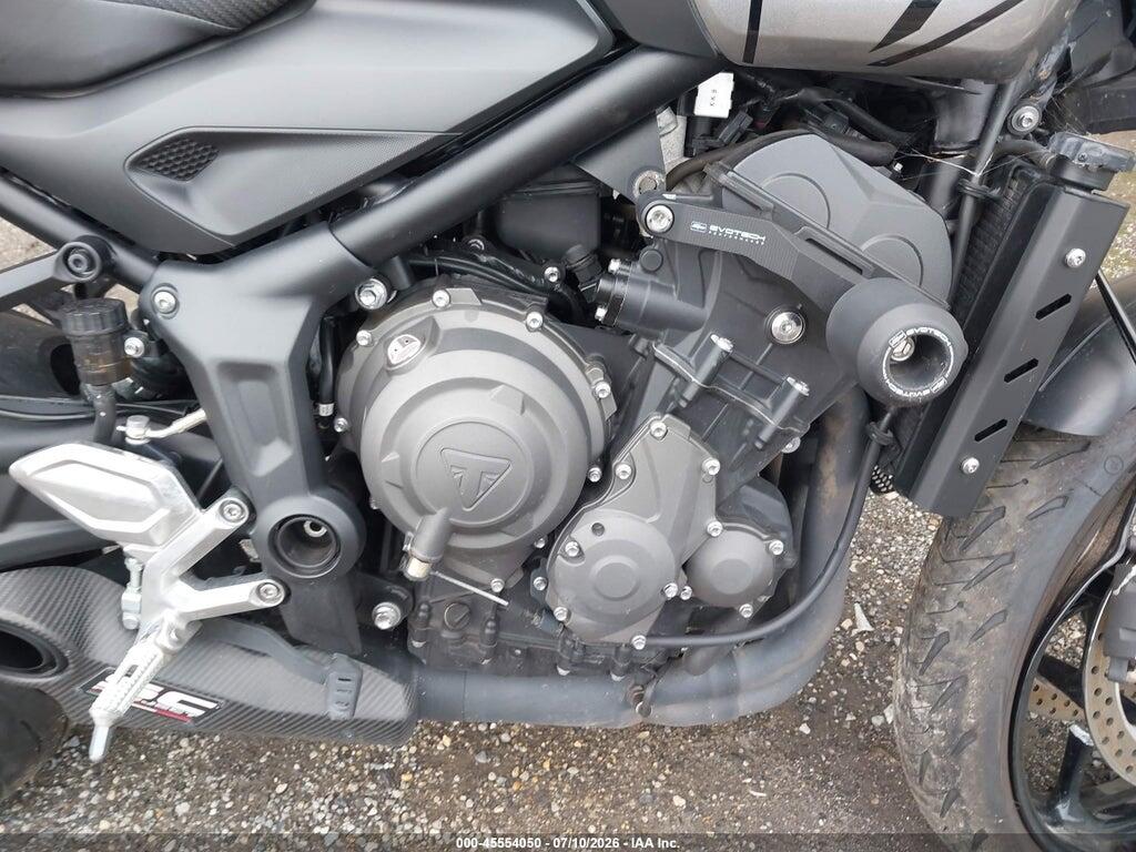SMTL10UL6NTAF7484 2022 TRIUMPH MOTORCYCLE TRIDENT 660 photo no. 8