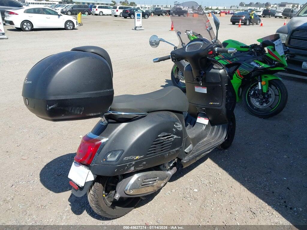 ZAPMA39M0N5203355 2022 VESPA GTS 300 SUPER photo no. 4