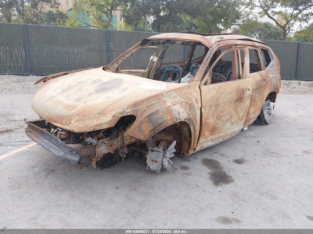 1V2KR2CA7NC557863 2022 VOLKSWAGEN ATLAS photo no. 2