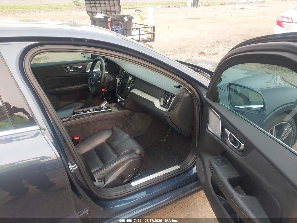 7JRL12TL2NG156150 2022 VOLVO S60 photo no. 5