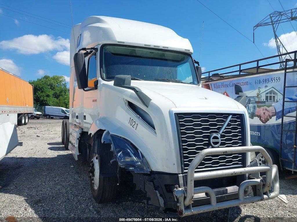 4V4NC9EH1NN606681 2022 VOLVO VNL photo no. 1