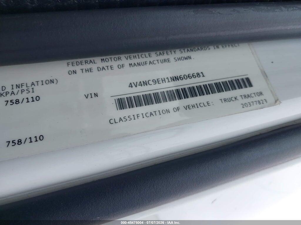 4V4NC9EH1NN606681 2022 VOLVO VNL photo no. 8