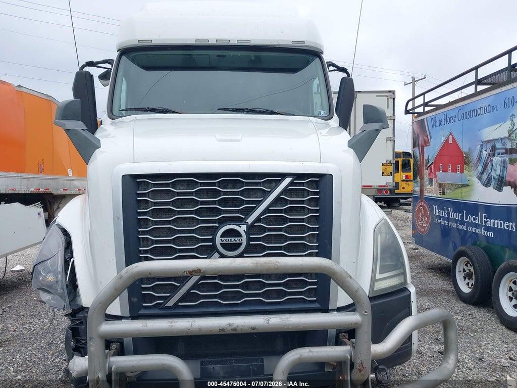 4V4NC9EH1NN606681 2022 VOLVO VNL photo no. 9